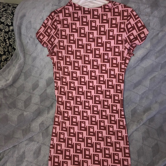 Pink dress - Picture 3 of 3